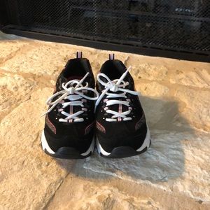 Women’s air-cooled memory foam sketchers